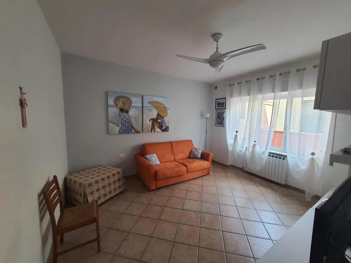 Appartamento In Centro A 30M Dal Mare Spotorno Apartament